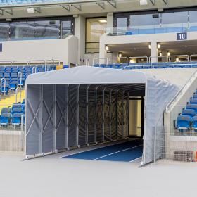 Teleskopowy tunel na stadion piłkarski